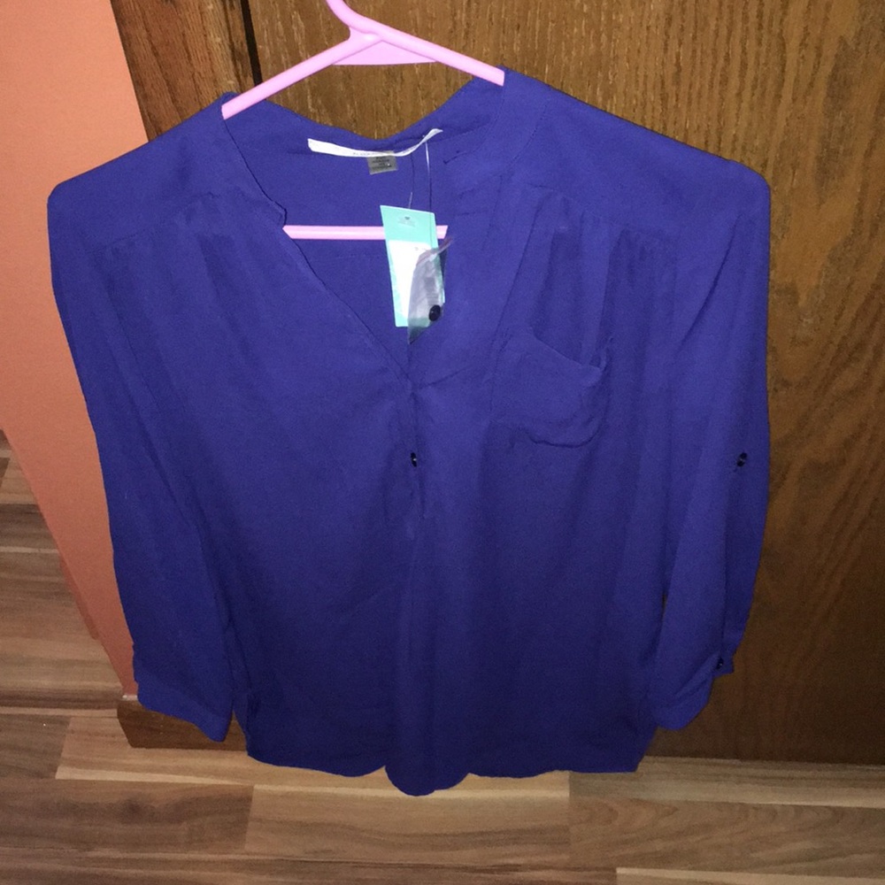 Navy Colibri Solid Tab Sleeve Blouse